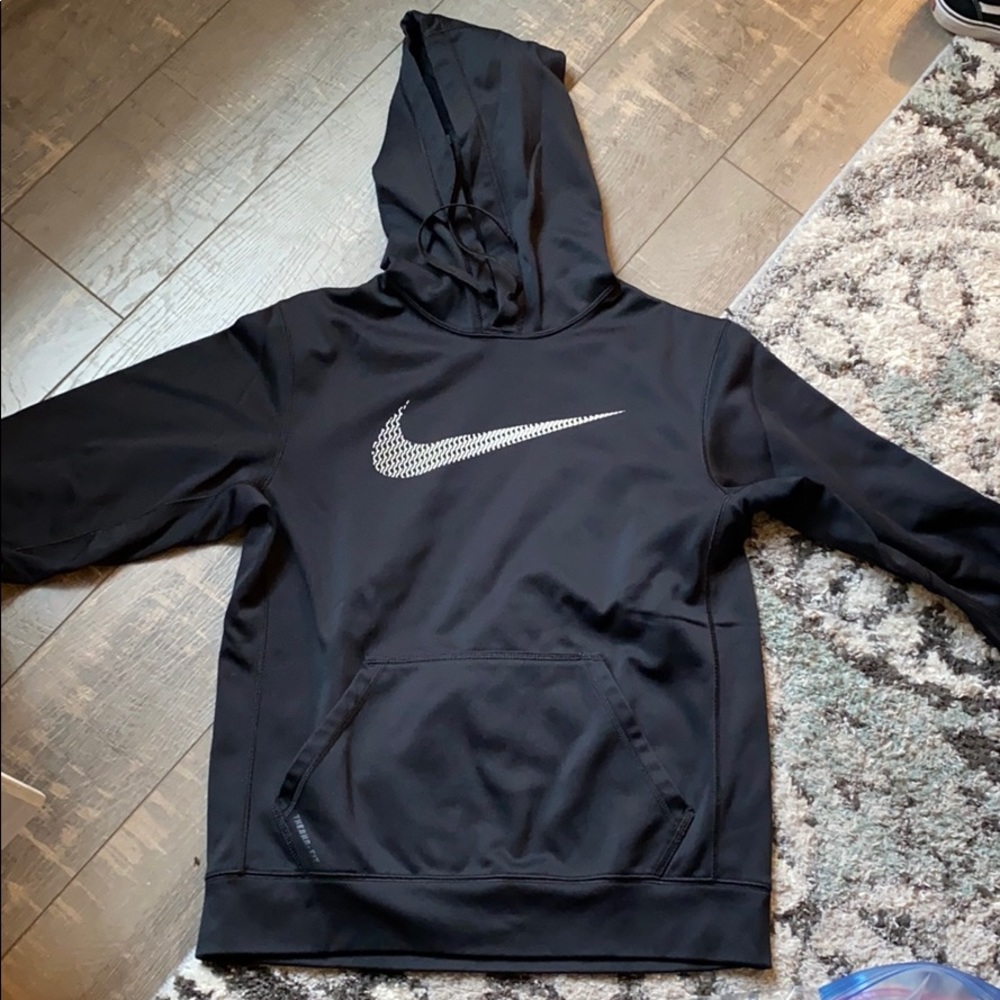 black nike hoodie
